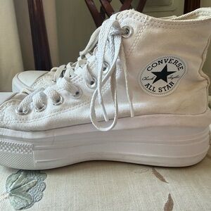 Converse Platform High Top Sneakers in White size 8